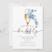 Dusty Blue Wildblume Brunch Bubbly Brautparty Einladung (Vorderseite)