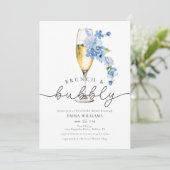 Dusty Blue Wildblume Brunch Bubbly Brautparty Einladung (Stehend Vorderseite)