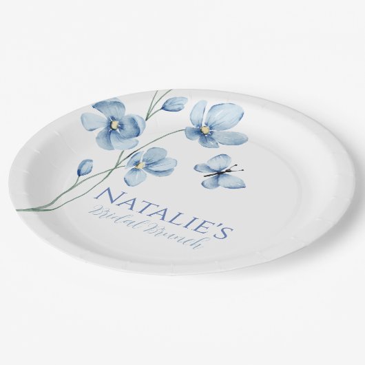 Dusty Blue Wildblume Butterfly Brautparty Pappteller (Schrägansicht)