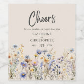 Dusty Blue Wildblumen Elegant Cheers Wedding Weinetikett (Einzelnes Label)