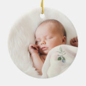 Dusty Blue Winter Snowflake Erstes Weihnachtsfest Keramik Ornament (Hinten)