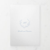 Dusty Blue Wreath Monogram Elegant Wedding Dreifach Gefaltete Einladung (Cover)