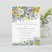 Dusty Blue Yellow Daisy Wildflowers Boho Wedding Einladung (Stehend Vorderseite)