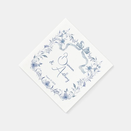 Dusty blühende Grünband Elegante Hochzeit Serviette (Ecke)