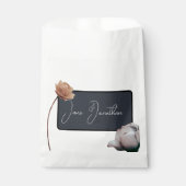 Dusty dunkelblau minimale Blüte Geschenktütchen (Vorderseite)