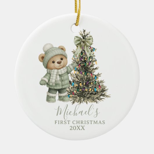 Dusty Green Sage Baby Bear First Christmas Keramik Ornament (Vorne)