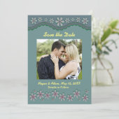 Dusty Green Six Petal Blume Save the Date Karte (Stehend Vorderseite)