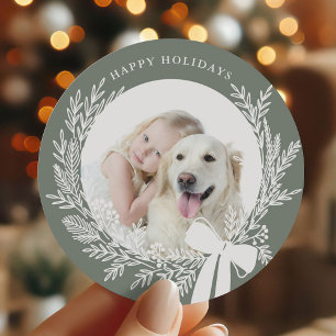 Dusty Green & White Christmas Wreath Foto Runder Aufkleber