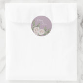 Dusty Lavender Elegant Blumenzettel Runder Aufkleber (Tasche)