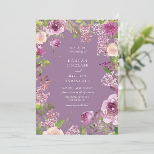 Dusty Lavender Lila Blumenhochzeit Einladung (Stehend Vorderseite)