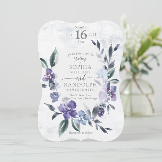 Dusty Lila Blumengarten Einladung zur Hochzeit, In (Stehend Vorderseite)