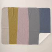 Dusty Mauve und Grauer Abstrakter Farbblock Sherpadecke (Vorderseite (Horizontal))