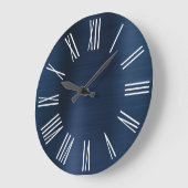 Dusty Navy Blue Ombre Foil White Roman Numeral Große Wanduhr (Winkel)