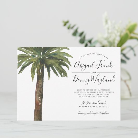 Dusty Palm | Hochzeitsfeier Sand Back Einladung (Stehend Vorderseite)