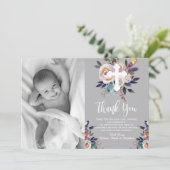 Dusty Peach Blue Floral Taufe Danke Karte (Stehend Vorderseite)