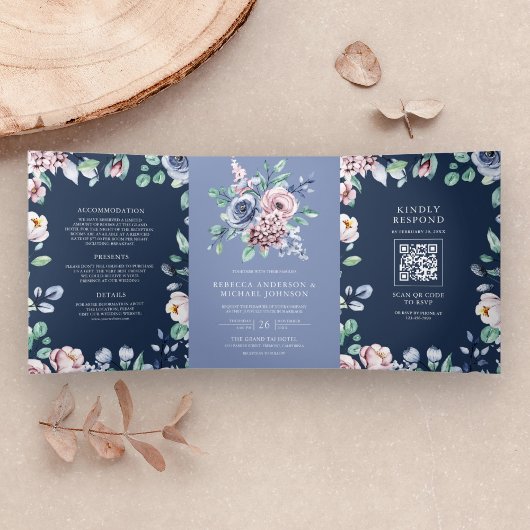 Dusty Periwinkle Pink Floral Navy QR Code Hochzeit Dreifach Gefaltete Einladung