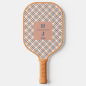Dusty Pink Blue Plaid Custom Initials Pickleball Schläger (Vorderseite)