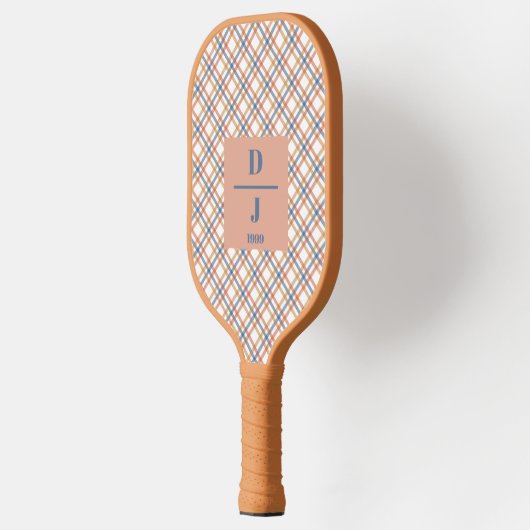 Dusty Pink Blue Plaid Custom Initials Pickleball Schläger (Links)
