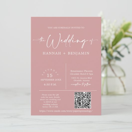 Dusty Pink Minimal Wedding Boho Arch QR Code Foto Einladung (Stehend Vorderseite)