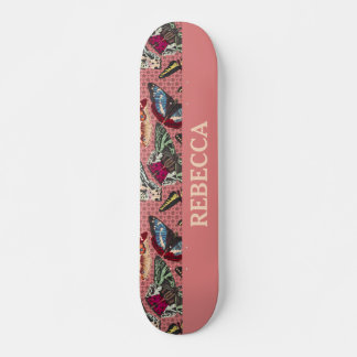 Dusty Pink mit Vintagen Schmetterlingsbilustration Skateboard
