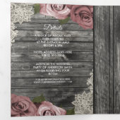 Dusty Pink Roses & Lace Rustikal Gray Wood Wedding Dreifach Gefaltete Einladung (Innen Erste Seite)