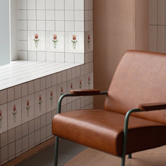 Dusty Pink Tulip Wall Decke Jugendstil Art Gibbons Fliese