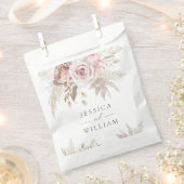 Dusty Rose Blush Elfenbeinblume Hochzeitsempfang Geschenktütchen (Ausgeschnitten)