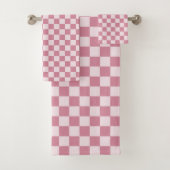Dusty rose checkerboard pattern badhandtuch set (Insitu)