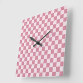 Dusty rose checkerboard pattern quadratische wanduhr (Winkel)