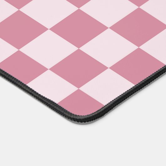 Dusty rose checkerboard pattern schreibtischunterlage (Ecke)