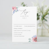 Dusty Rose Dusty Blue Floral Wedding RSVP Karte (Stehend Vorderseite)