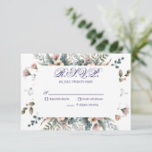 Dusty Rose Floral Wedding RSVP Botanische Antwort (Stehend Vorderseite)