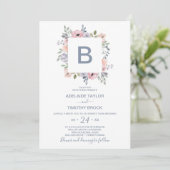 Dusty Rose Florals Monogram Wedding Einladung (Stehend Vorderseite)