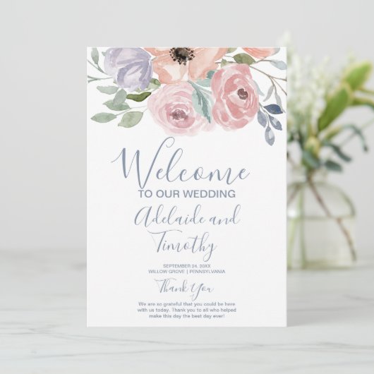 Dusty Rose Florals Wedding Programm (Stehend Vorderseite)