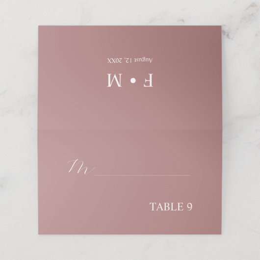 Dusty Rose Kalligrafie elegante Hochzeitssitz Platzkarte (Außenseite Aufgefaltet)