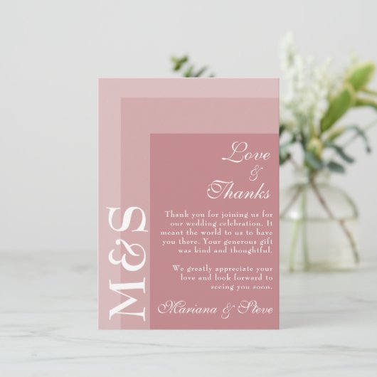 Dusty Rose Moderne Initials Wedding Dankeskarte (Stehend Vorderseite)