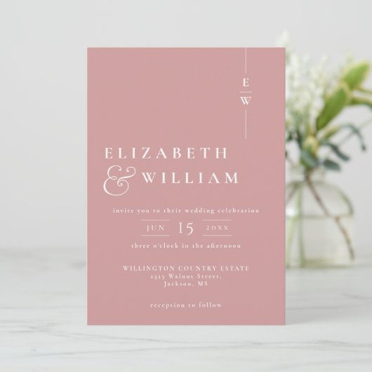 Dusty Rose Modernes Monogram Wedding QR Code Einladung (Stehend Vorderseite)