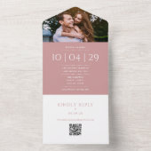 Dusty Rose Monogram QR Code Foto Hochzeitdatum All In One Einladung (Innen Boden)