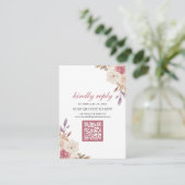 Dusty Rose Pink Floral QR Code UAWG Wedding Begleitkarte (Stehend Vorderseite)