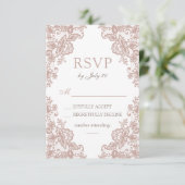 Dusty Rose Spitzen Hochzeit rsvp Karte (Stehend Vorderseite)