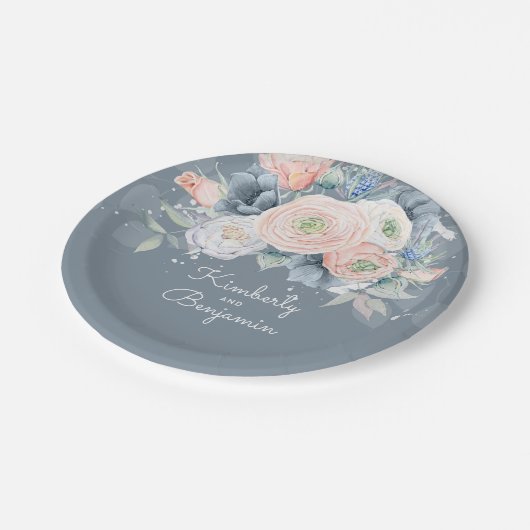 Dusty Rose und Blautönen Elegante Hochzeit Pappteller (Schrägansicht)