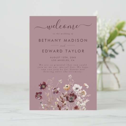 Dusty Rose Wildblume Wedding Programm (Stehend Vorderseite)
