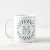 Dusty Sage Green Botanical Wreath Monogram Kaffeetasse (Links)