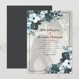 Dusty Twilight Blue Floral Wedding Foto Einladung