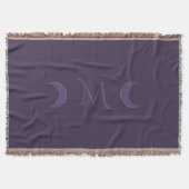 Dusty Violet Crescent Moons Monogramm Decke (Vorderseite)