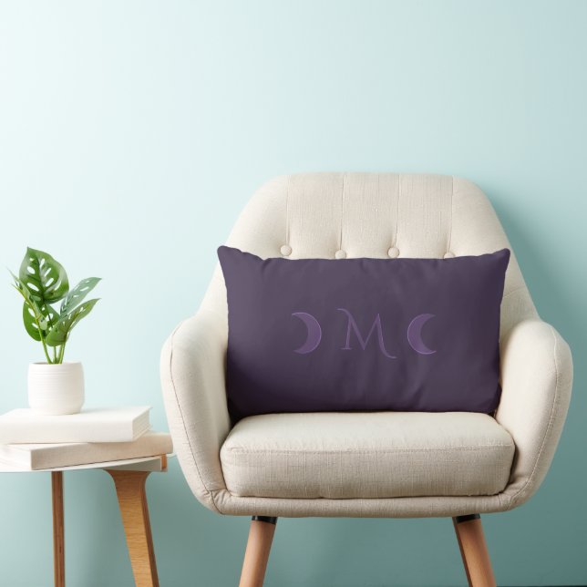 Dusty Violet Crescent Moons Monogramm Lendenkissen (Stuhl )