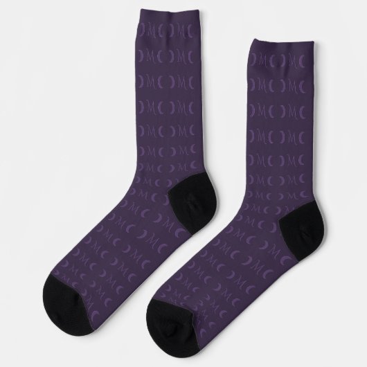 Dusty Violet Crescent Moons Monogramm Socken (Linkes Detail)