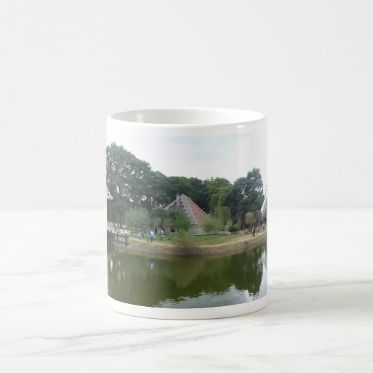 Dutch Mill Reflection Panorama Coffee Tasse (Mittel)