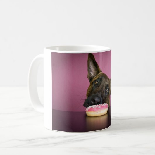 Dutch shepherd versus Donut Kaffeetasse (Vorderseite Links)