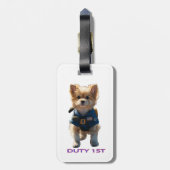 Duty Dog Emblem Gepäckanhänger (Rückseite vertikal)